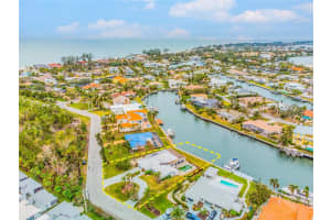 721 Binnacle Point Dr, LONGBOAT KEY