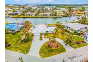 721 BINNACLE POINT DRIVE, LONGBOAT KEY, FL 34228 - MLS#MFRNS1083611