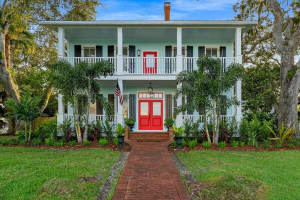 504 RIVERSIDE DRIVE, NEW SMYRNA BEACH, FL 32168 Sold 04/17/25