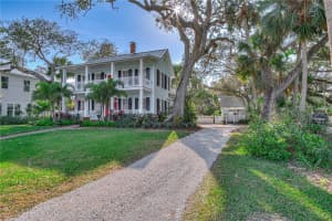 504 RIVERSIDE DRIVE, NEW SMYRNA BEACH, FL 32168 Sold 04/17/25