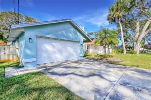 806 21ST AVENUE, NEW SMYRNA BEACH, FL 32169 Sold 06/11/25