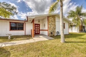 2712 QUEEN PALM DRIVE, EDGEWATER, FL 32141 Sold 04/22/25