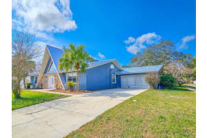 950 Sand Crest Dr, PORT ORANGE