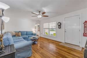 128 DIXWOOD AVENUE, EDGEWATER, FL 32132 Sold 03/31/25
