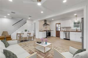 118 PALM WAY, EDGEWATER, FL 32132 Sold 03/31/25