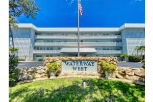 315 N Causeway #405, NEW SMYRNA BEACH