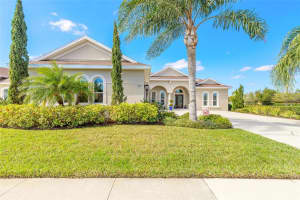512 ROMDINI STREET, NEW SMYRNA BEACH, FL 32168 Sold 04/04/25