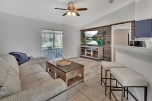 1462 GENERAL MCARTHUR AVENUE, DAYTONA BEACH, FL 32124 Sold 04/15/25