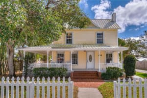 208 Mary Ave, NEW SMYRNA BEACH