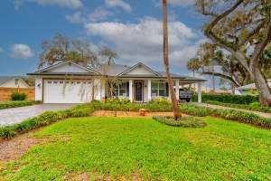 105 AZALEA CIRCLE, NEW SMYRNA BEACH, FL 32168 Sold 09/02/25