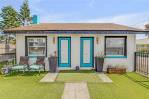 301 N Cooper St, NEW SMYRNA BEACH