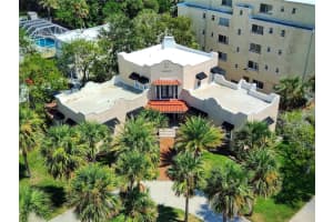 746 HALIFAX AVENUE, DAYTONA BEACH, FL 32118 Sold 05/09/25
