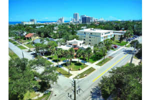 746 HALIFAX AVENUE, DAYTONA BEACH, FL 32118 Sold 05/09/25