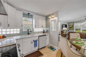 312 JEFFERSON AVENUE, PORT ORANGE, FL 32127 Sold 07/10/25