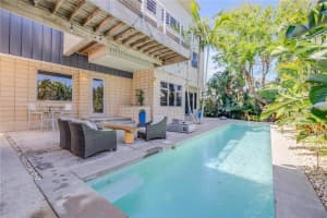 208 DUNE CIRCLE, NEW SMYRNA BEACH, FL 32169 Sold 08/20/25