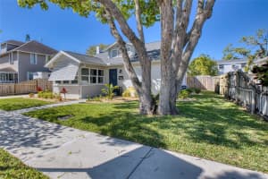 308 ORANGE STREET, NEW SMYRNA BEACH, FL 32168 Sold 09/05/25