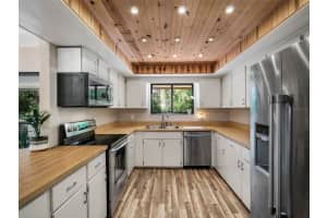 56 LIVE OAK LANE, NEW SMYRNA BEACH, FL 32168 Sold 06/12/25