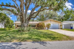 1855 Pine Tree Dr, EDGEWATER