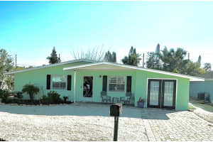 1219 Beacon St, NEW SMYRNA BEACH
