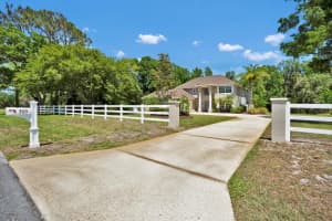 305 COUNTRY CIRCLE DRIVE, PORT ORANGE, FL 32128 - MLS#MFRNS1084579