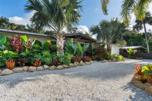 403 OCEAN AVENUE, NEW SMYRNA BEACH, FL 32169 Sold 06/12/25