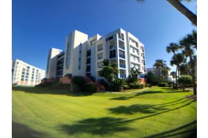 5300 ATLANTIC AVENUE, NEW SMYRNA BEACH, FL 32169 Sold 05/22/25
