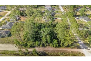 1720 EAST PARKWAY, DELAND, FL 32724 Sold 12/01/25