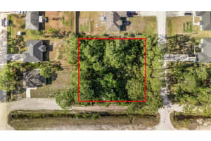 1720 EAST PARKWAY, DELAND, FL 32724 Sold 12/01/25