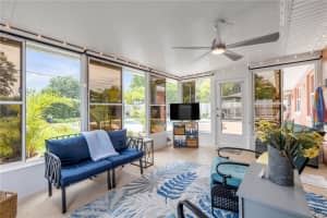 2548 COMPTON STREET, ORLANDO, FL 32806 Sold 07/18/25