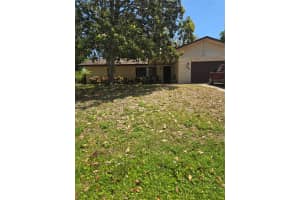 2725 Travelers Palm Dr, EDGEWATER
