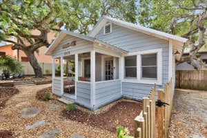 209 Esther St, NEW SMYRNA BEACH