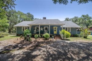 4580 Lake James Cir, EDGEWATER