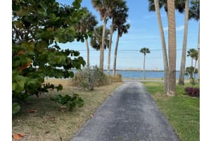 5018 RIVERSIDE DRIVE, PORT ORANGE, FL 32127 - MLS#MFRNS1084883