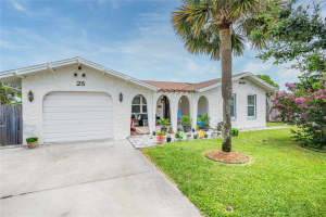 25 DOLPHIN AVENUE, ORMOND BEACH, FL 32176 - MLS#MFRNS1085031
