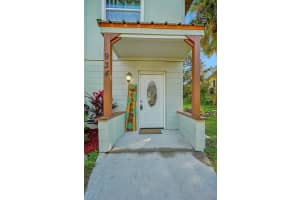 934 HALIFAX AVENUE, DAYTONA BEACH, FL 32118 - MLS#MFRNS1085069