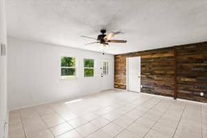 680 BUFORD AVENUE, ORANGE CITY, FL 32763 Sold 08/18/25