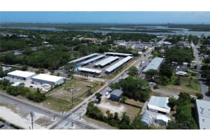 201 PARK AVENUE, EDGEWATER, FL 32132 - MLS#MFRNS1085176