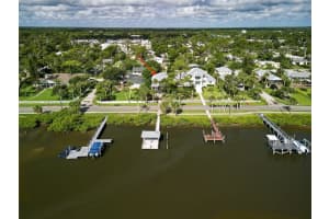 206 RIVERSIDE DRIVE, EDGEWATER, FL 32132 - MLS#MFRNS1085196