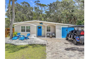 657 S Pine St, NEW SMYRNA BEACH