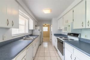 809 27TH AVENUE, NEW SMYRNA BEACH, FL 32169 Sold 08/14/25
