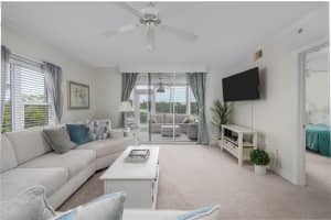 426 BOUCHELLE DRIVE, NEW SMYRNA BEACH, FL 32169 - MLS#MFRNS1085416