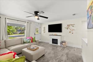 129 ROGERS PLACE, PORT ORANGE, FL 32127 Sold 08/19/25
