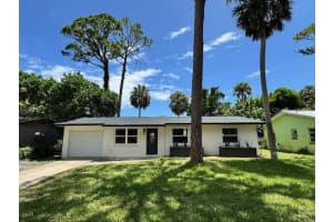 1107 Dougherty St, NEW SMYRNA BEACH