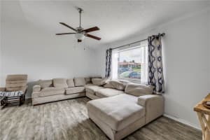 5325 BROKEN PINE CIRCLE, ORLANDO, FL 32818 Sold 08/13/25