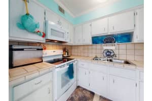 335 N CAUSEWAY #50, NEW SMYRNA BEACH, FL 32169 Sold 09/05/25