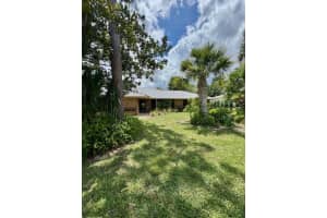 156 LIVE OAK COURT, NEW SMYRNA BEACH, FL 32168 - MLS#MFRNS1085552