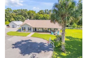 3080 Ragis Rd, EDGEWATER