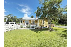 1100 W 7th St, NEW SMYRNA BEACH