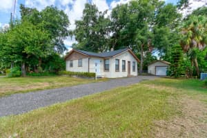 9 STUART DRIVE, HOLLY HILL, FL 32117 - MLS#MFRNS1085620