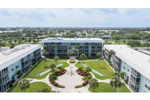 325 N Causeway #c204, NEW SMYRNA BEACH
